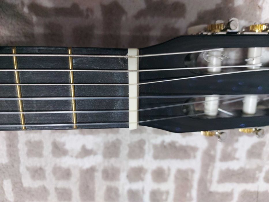 Гитара акустическая новая