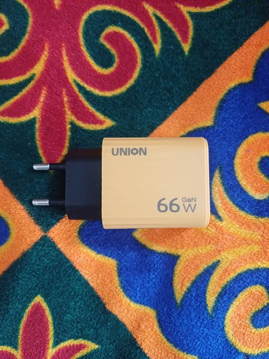 Продам адаптер 66 W