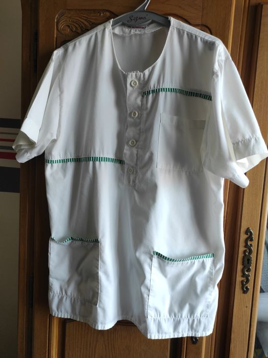 Uniforma pentru medici si asistenti medicali