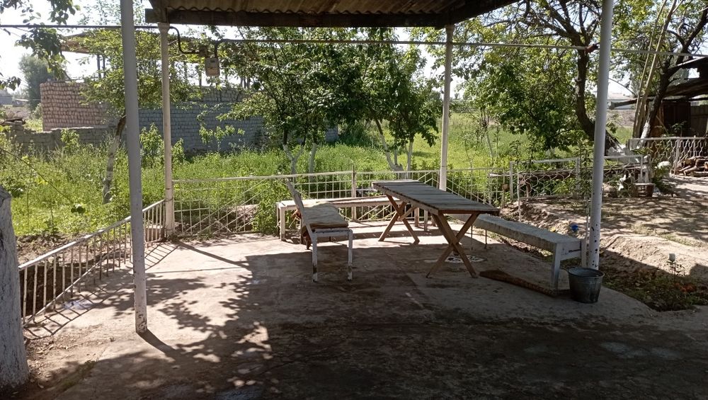 Tayyor turar joy sotiladi 30sotiq gaz svet suv bilan taʼminlangan