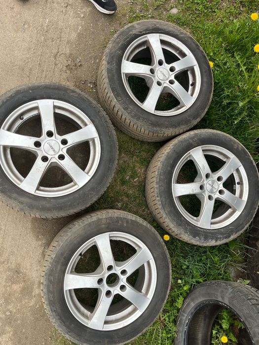 Cauciucuri și jante BMW și Ford Mk2 DETALII DESCRIERE
