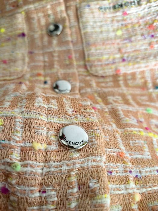Оригинално GIVENCHY яке тип риза 4г