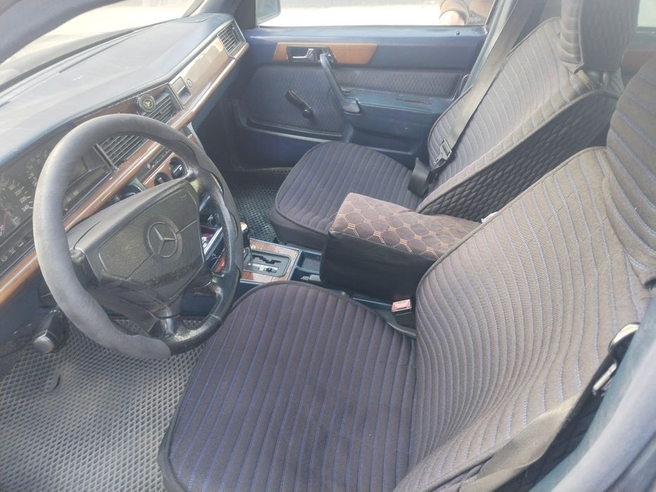 Мерсадес 190 срочна