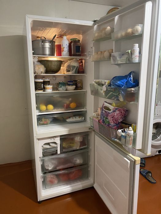 Продам холодильник Panasonic