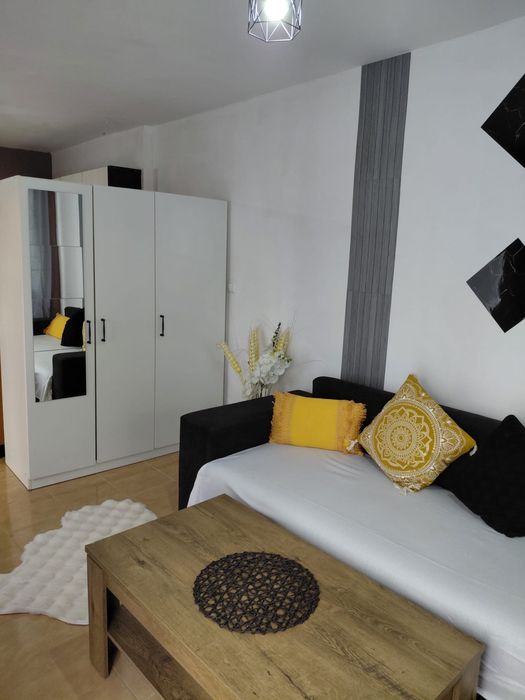 Кв . ЛЕВСКИ Ателие 43 кв ПОД НАЕМ