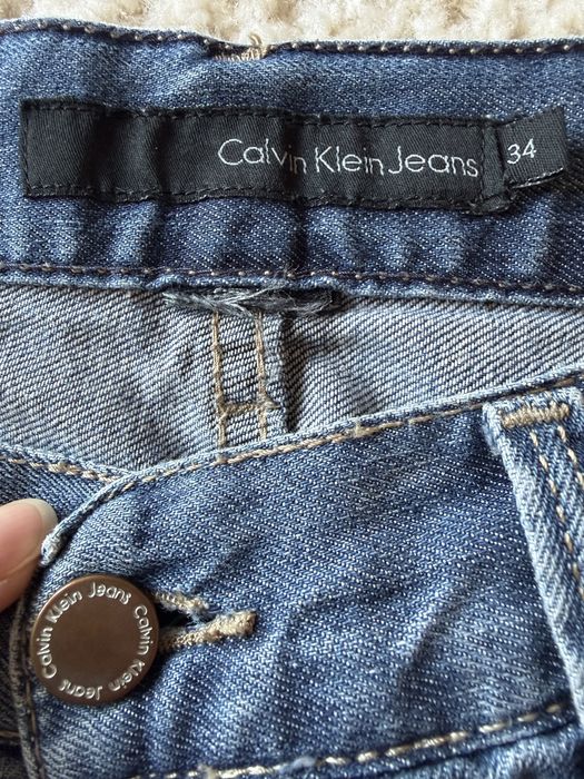 Blugi cu aspect uzat- Calvin Klein