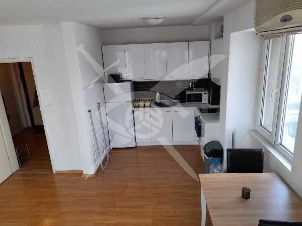Продава се Едностаен апартамент в Пловдив, Младежки Хълм - 45 кв.м за 2400 €/кв.м - Снимка #1