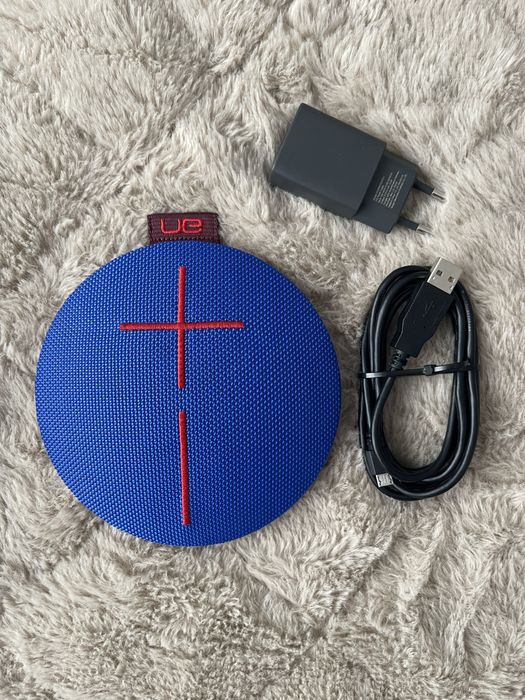 Boxa UE Roll bluetooth - pret magazin 410lei