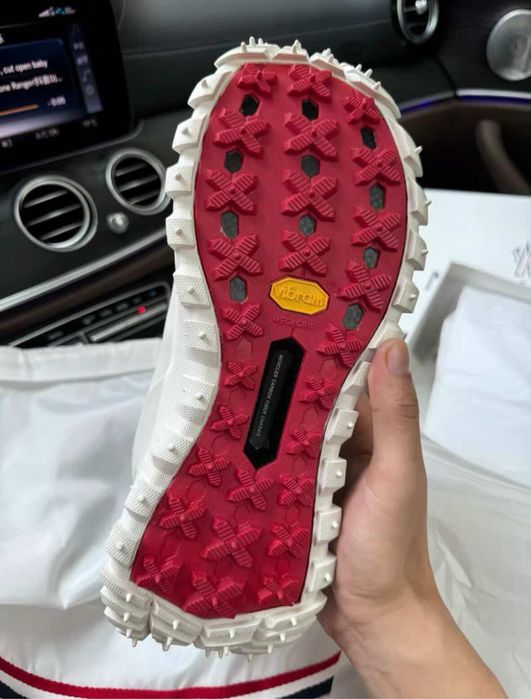 MONCLER Trailgrip 40-45 номер НАЛИЧНИ