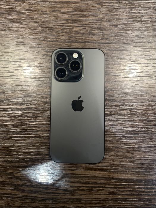 Iphone 16 pro без ремонта