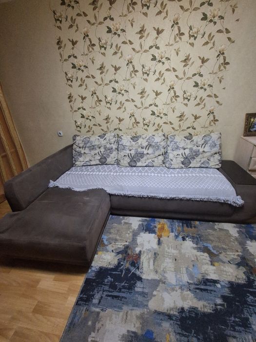 Продам диван б/у
