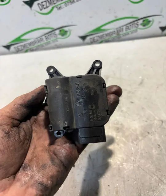 Motoras clapeta aeroterma 0 132 801 370 Volkswagen VW Passat 2007