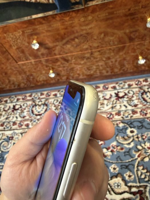 Продам Iphone 11 белый 128 гб Айфон 11