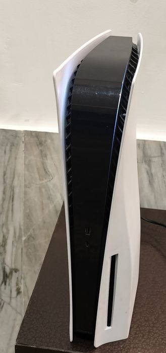 Ps5 825гб 2 геймпада