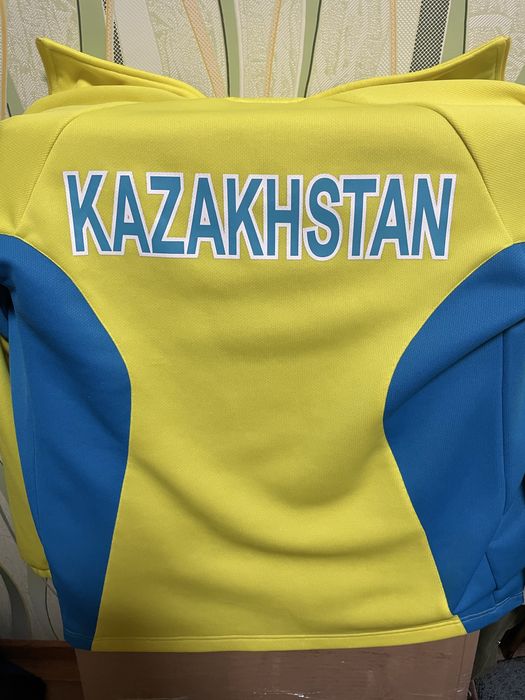 Спортивный костюм