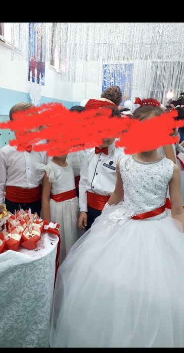 Платье пышное, белое