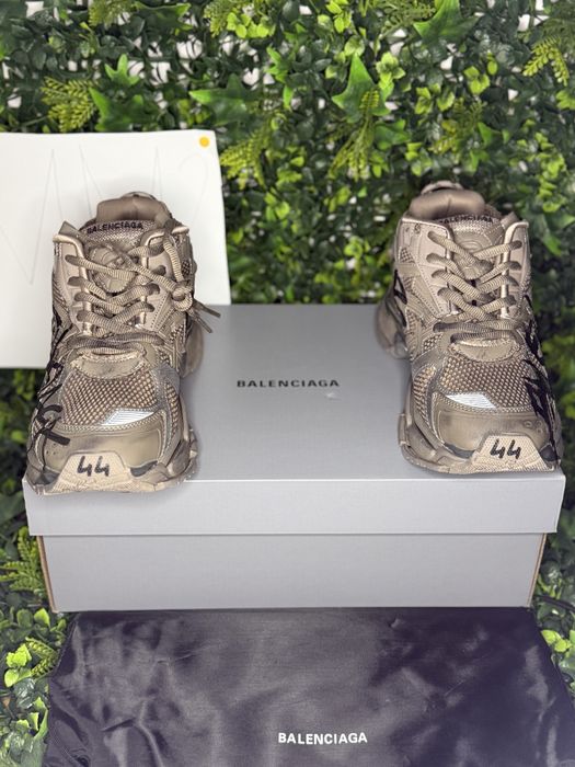 Adidași/Sneakers Balenciaga Runner graffiti edition