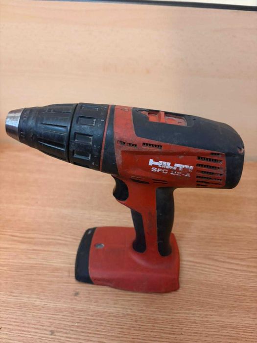 Masina hilti pe acumulator