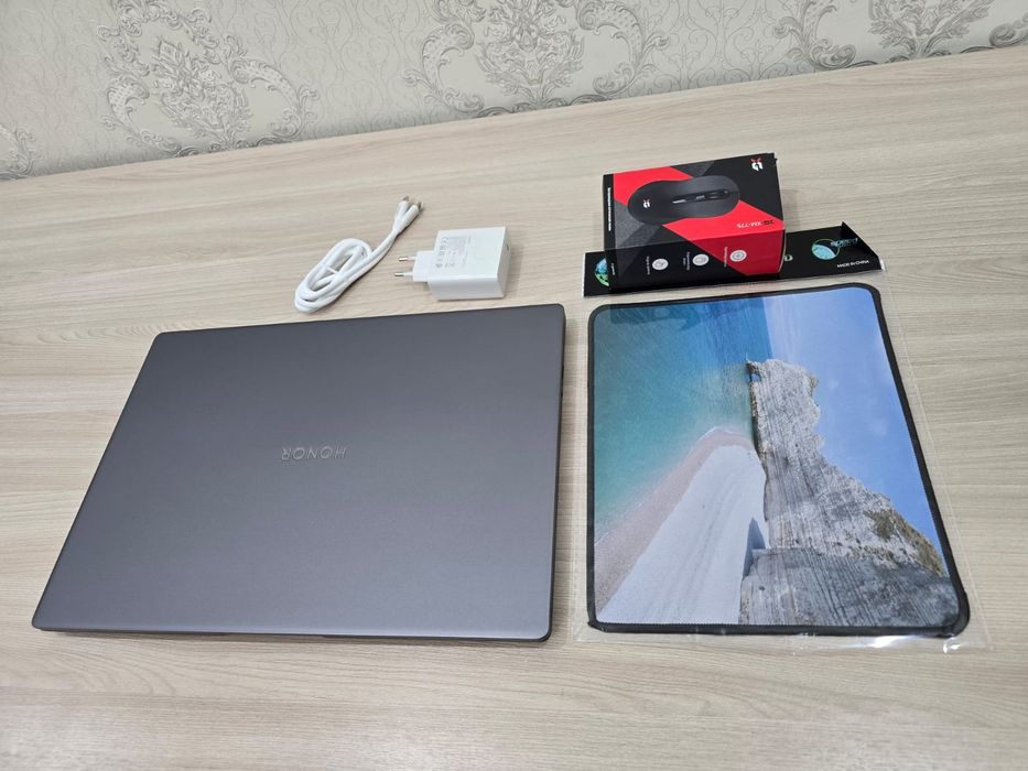 HUAWEI, Core i5-12Th, Ram 8Gb, SSD 512Gb, Full HD IPS
