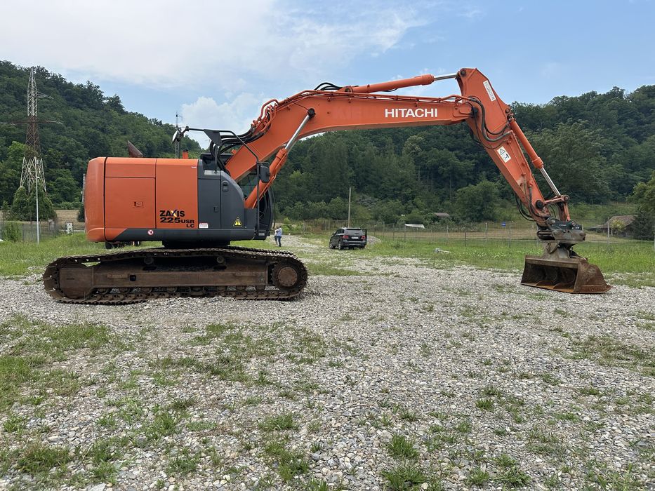 ＲＹＵ２　５品 Excavator pe senile Hitachi ZX225 USRLC-5B 2015/9540h/24900kg