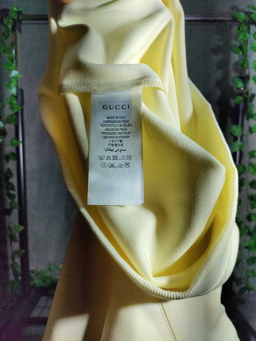 Bluza crem marimea XS