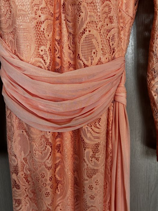 Официална рокля (бална)