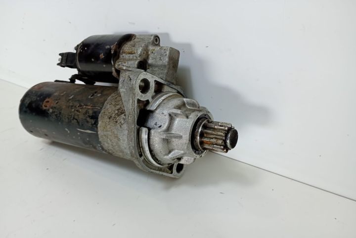Electromotor 1.9 tdi 02M911023A Volkswagen VW Golf a 4-a generatie