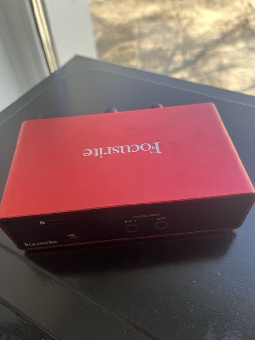 Focusrite solo , аудиокарта рабочая