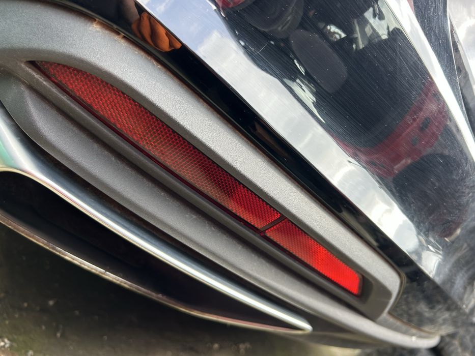 Catadioptru bară spate stânga și dreapta spate Audi A4 B9 break 2020