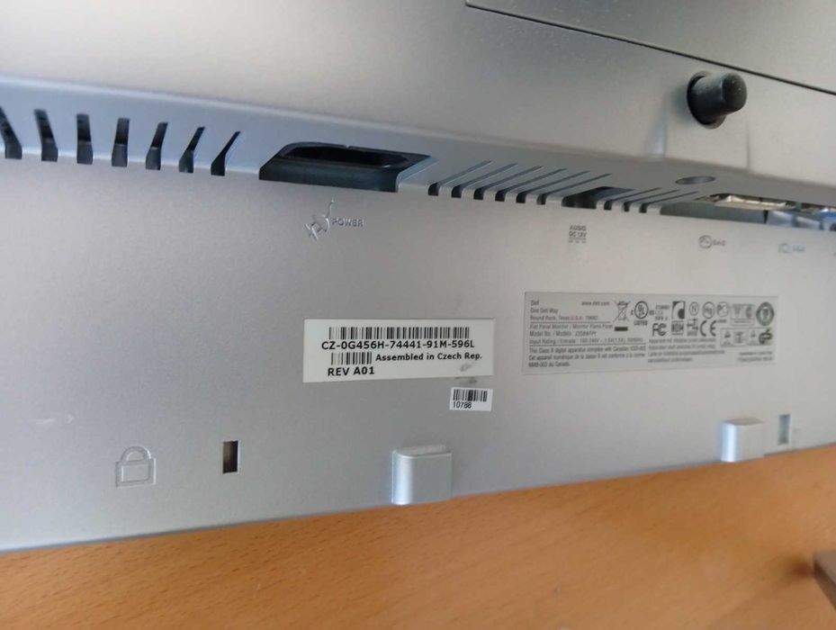 Монитор Dell 2208WFPT