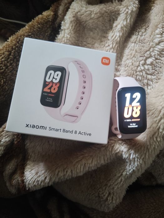 Продаются Mi band 8 active (новые).