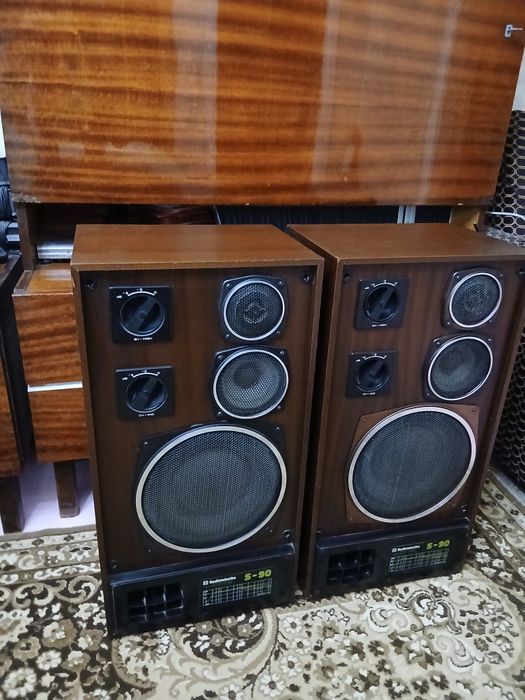 Акустические колонки S90