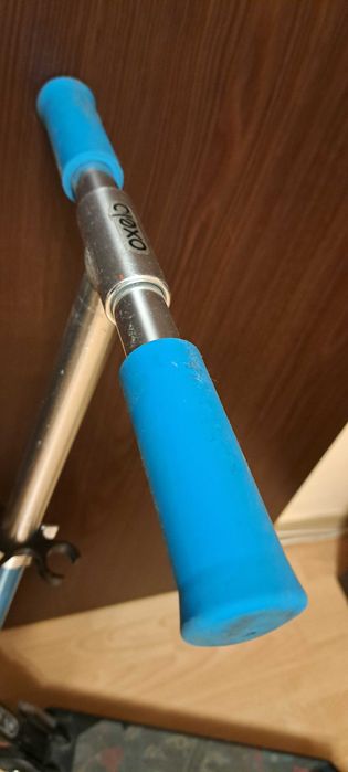 Trotineta oxelo, albastra