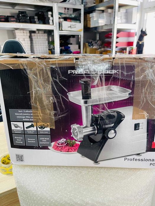 Mașină de tocat carne ProfiCook FW 1060 , 3 discuri, 1000 W