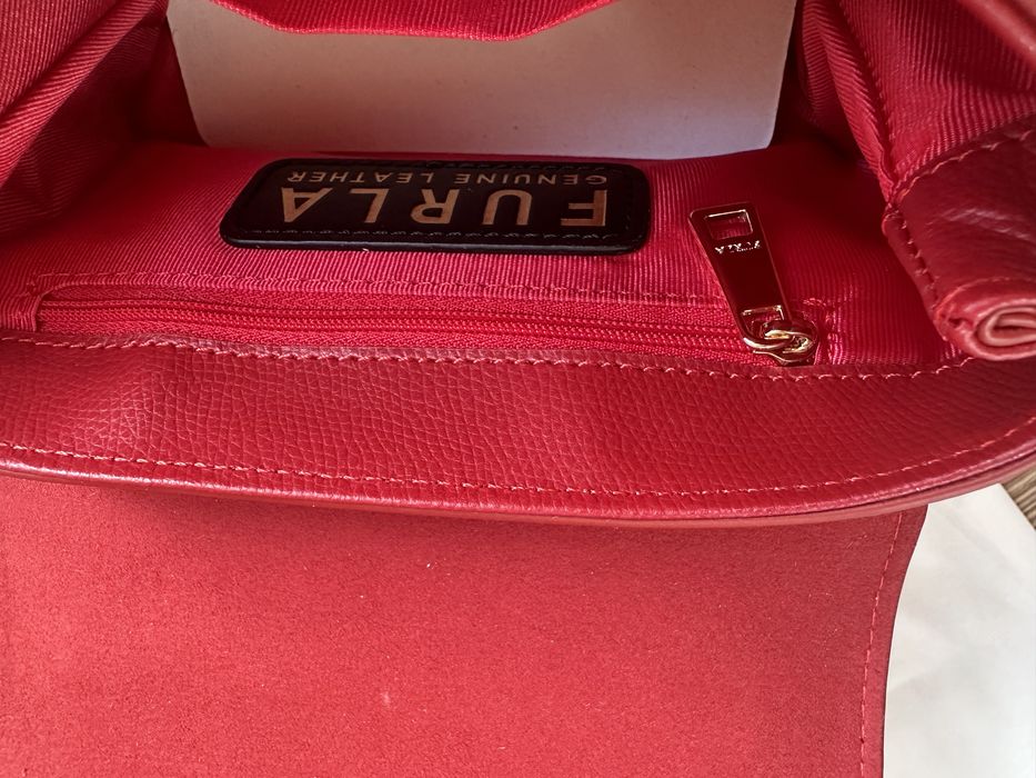Дамска чанта Furla 1927 в червен цвят