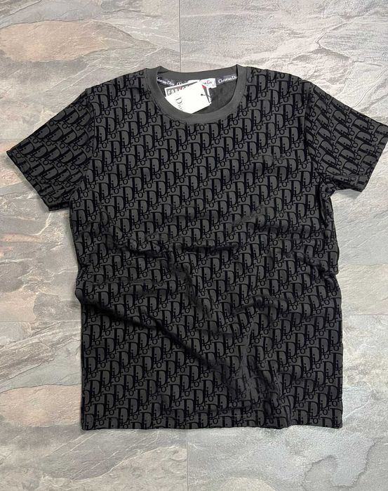 Мъжки Тениски Essentials