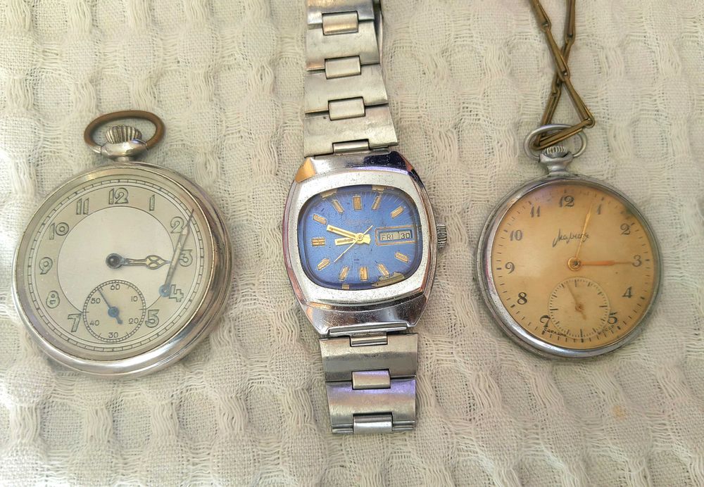 Стари ръчни часовници Мълния, Ракета, Zaria