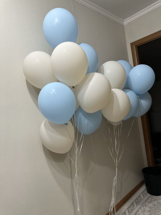 Розовые розы,белые розы,шары