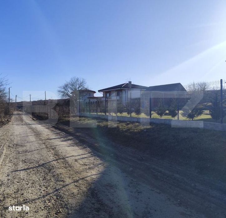 Teren 852 mp, cu vedere spre lac, Sorogari