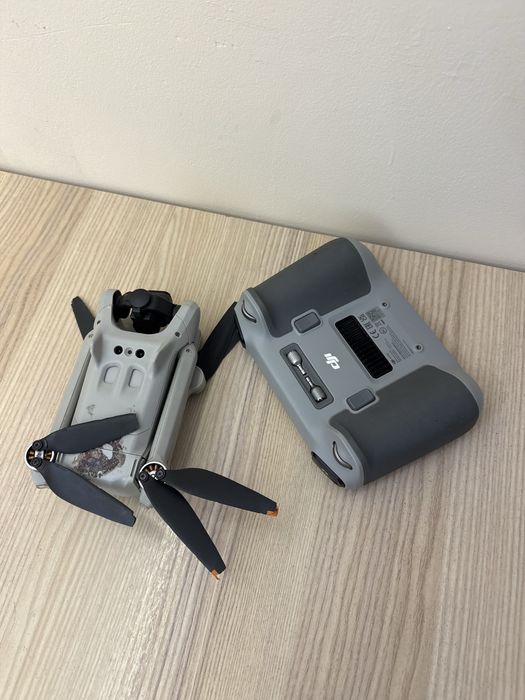 Продан дрон  квадрокоптер Dji mini 2 оригинал