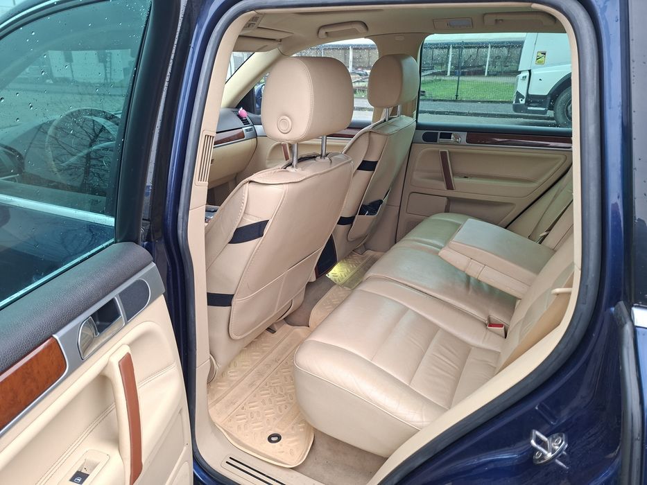 Vând/schimb Volkswagen Touareg