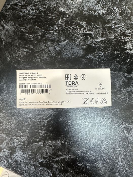 AIRPODS 4. 75 000тг. Оригинал без ANC.