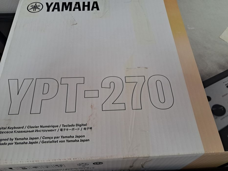 Синтезатор Yamaha YPT-270.