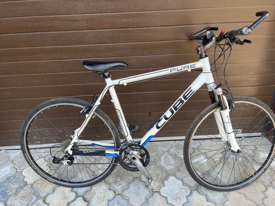Bicicleta Cube Pure CLS