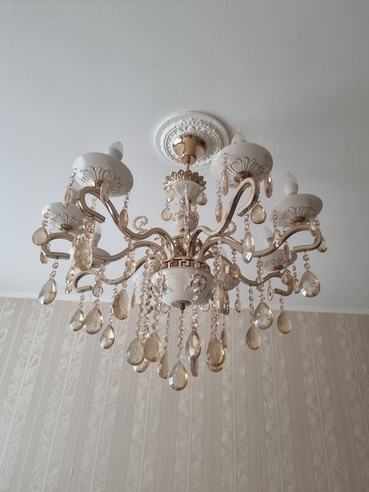 Люстра  для зала