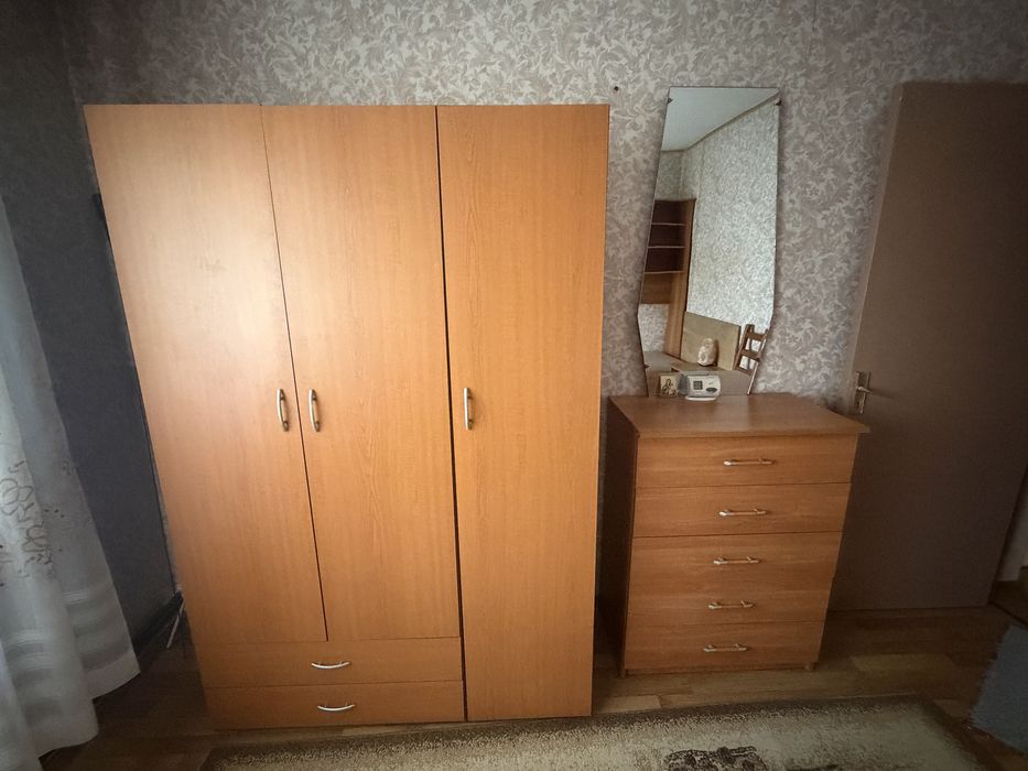 Mobila second-hand