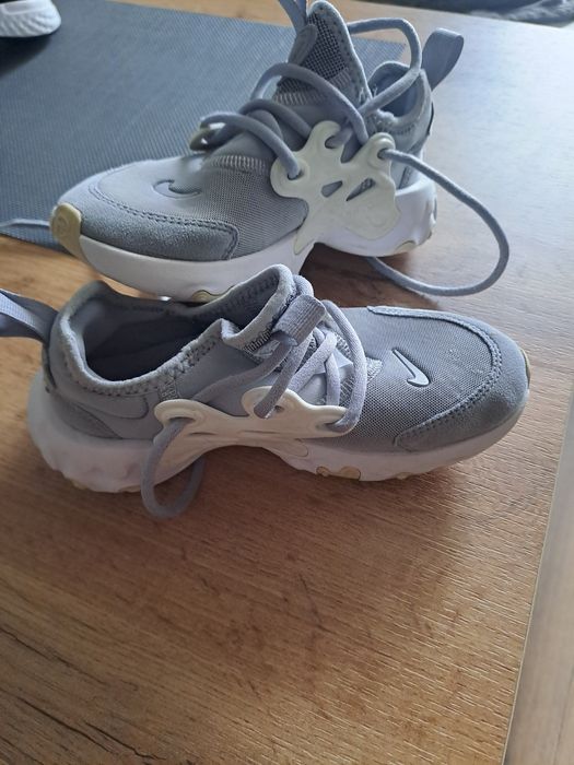 Маратонки на Nike