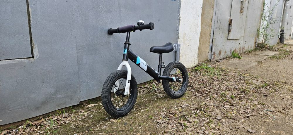 Детский беговел,  веллосипед