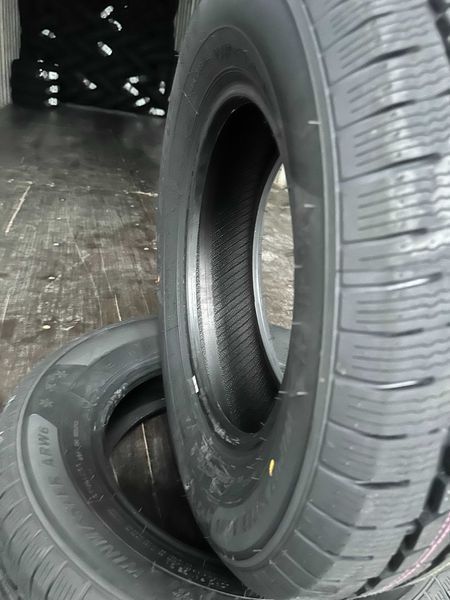 Нови Зимни Бусови Гуми Arivo Winmaster 205/70R15C 106/104R НОВ DOT