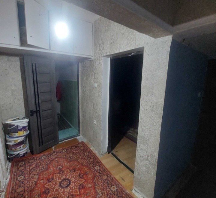 Arenda kvartira Sergeli bollarga kvartira 4-bekat 2 xona 9/9